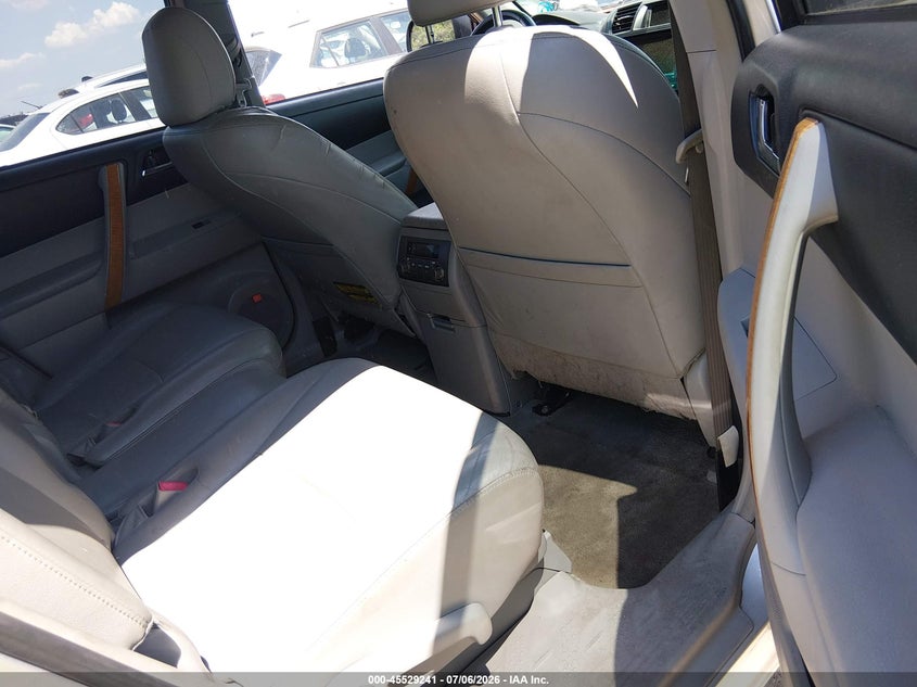 2010 Toyota Highlander hybrid VIN JTEJW3EH6A2046601 IAAI salvage auction — ALL OVER, Clear (Arkansas), sold $2,700 on 2026-07-20 (photo 8)