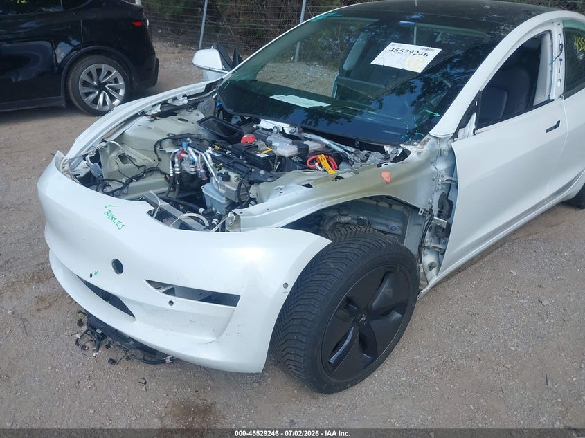 2018 Tesla Model 3 VIN 5YJ3E1EA0JF035324 IAAI salvage auction — FRONT END, Clear (Indiana), sold $4,550 on 2026-07-30 (photo 6)