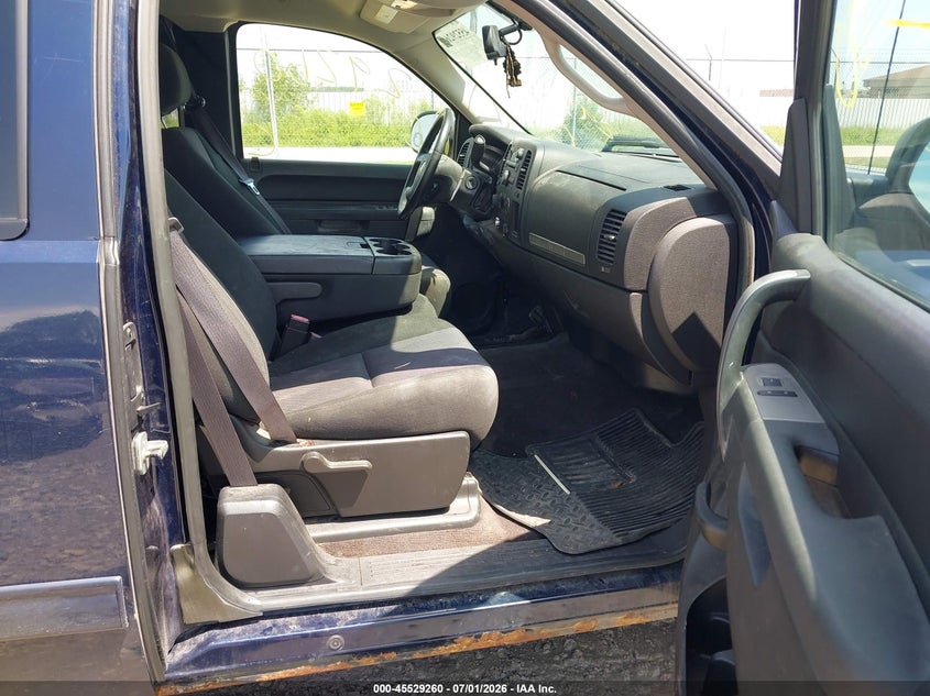 2010 Gmc Sierra 1500 VIN 1GTSKVE39AZ271011 IAAI salvage auction — NORMAL WEAR, Clear-Endorsement (Wisconsin), sold $400 on 2026-07-09 (photo 5)