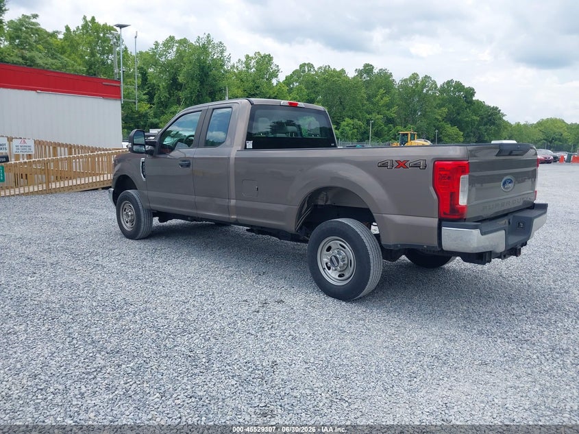 2019 Ford F-250 VIN 1FT7X2B61KEF41250 IAAI salvage auction — SIDE, SF97 (Virginia), sold $20,450 on 2026-07-22 (photo 3)