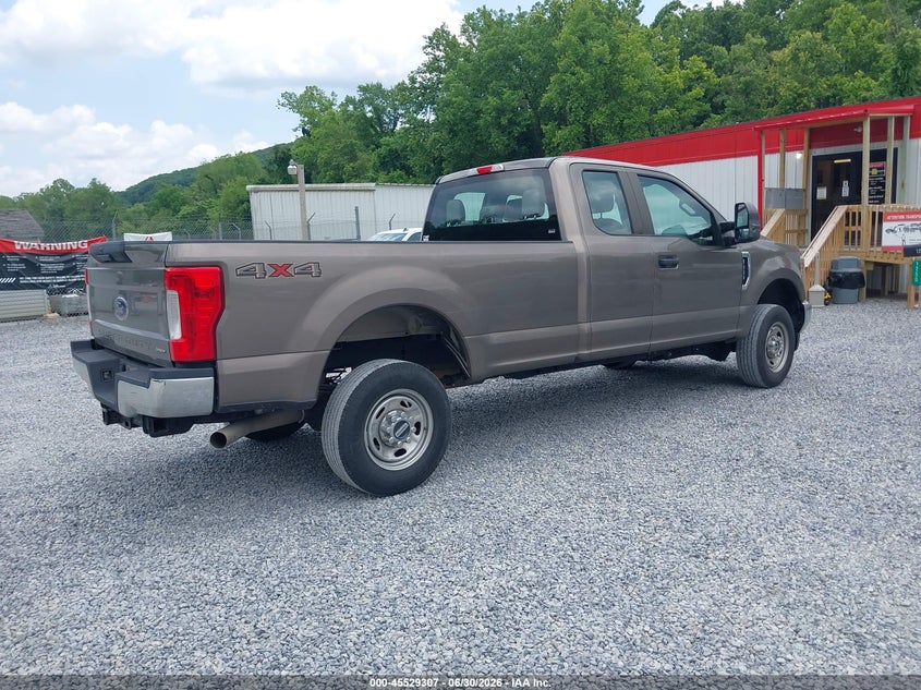 2019 Ford F-250 VIN 1FT7X2B61KEF41250 IAAI salvage auction — SIDE, SF97 (Virginia), sold $20,450 on 2026-07-22 (photo 4)