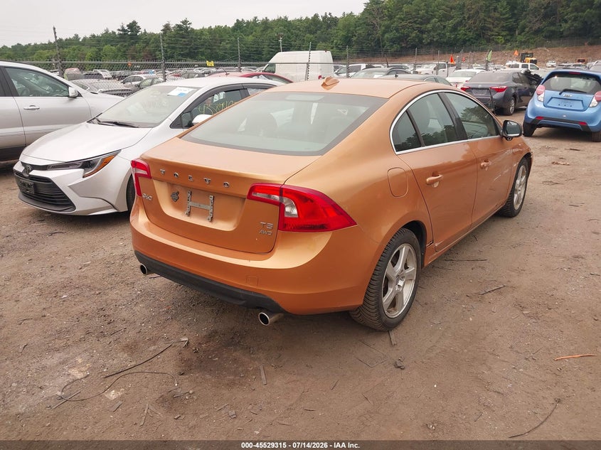 2013 Volvo S60 VIN YV1612FH6D2192593 IAAI salvage auction — SIDE, Salvage Title, sold $1,550 on 2026-07-29 (photo 4)