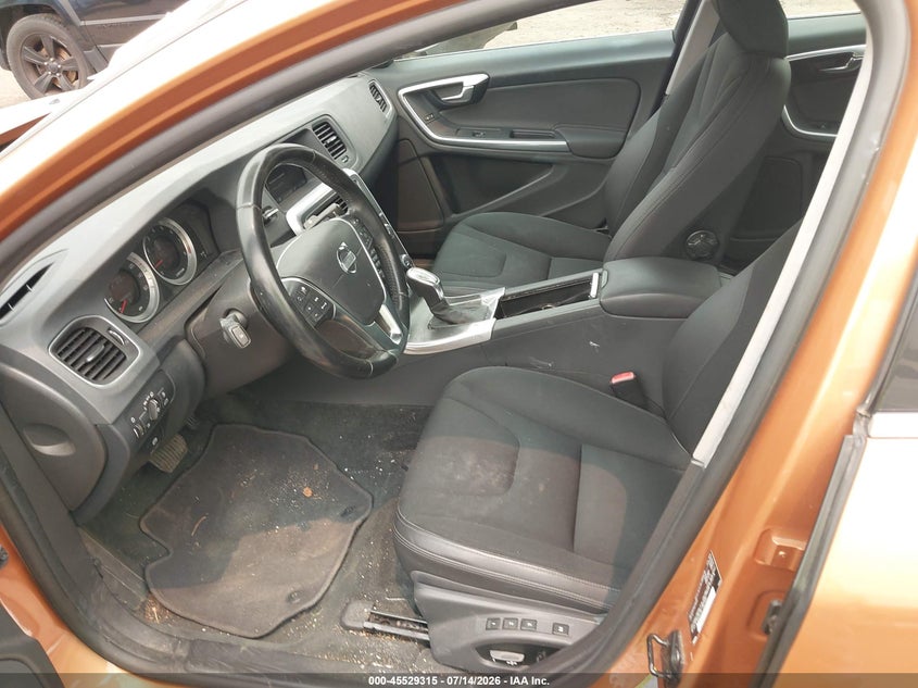 2013 Volvo S60 VIN YV1612FH6D2192593 IAAI salvage auction — SIDE, Salvage Title, sold $1,550 on 2026-07-29 (photo 5)