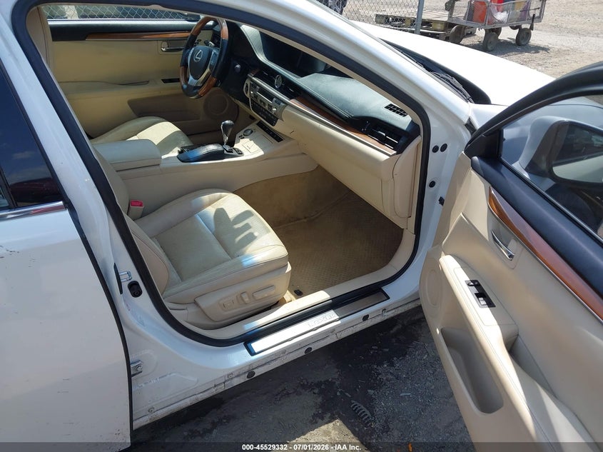 2014 Lexus VIN JTHBW1GG8E2055161 IAAI salvage auction — SIDE, Clear (Virginia), sold $3,850 on 2026-07-22 (photo 5)