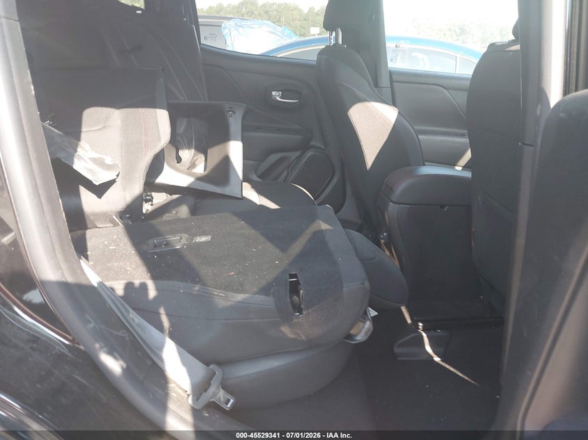 2020 Jeep Renegade VIN ZACNJBC14LPL77011 IAAI salvage auction — ALL OVER, Salvage (Georgia), sold $2,850 on 2026-07-28 (photo 8)