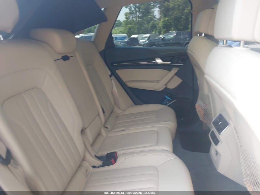 2018 Audi Q5 VIN WA1BNAFY2J2234475 IAAI salvage auction — NORMAL WEAR, Clear (New York), sold $8,600 on 2026-07-07 (photo 8)