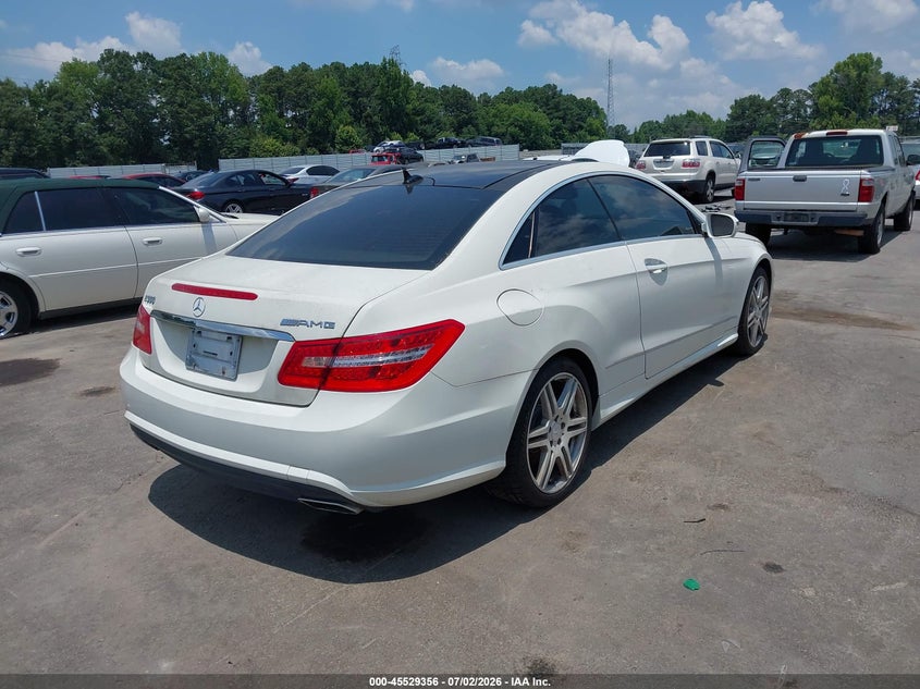 2010 Mercedes-benz E-class VIN WDDKJ7CB8AF025289 IAAI salvage auction — NORMAL WEAR, Clear (Florida), sold $2,350 on 2026-07-15 (photo 4)