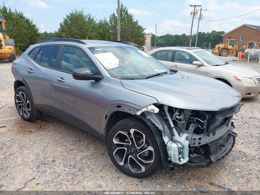 2025 Chevrolet Trax VIN KL77LJEP8SC275048 IAAI salvage auction — FRONT & REAR, Salvage (North Carolina), sold $6,000 on 2026-08-03 (photo 1)