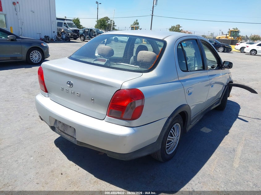 2001 Toyota Echo VIN JTDBT123110146535 IAAI salvage auction — LEFT SIDE, Salvage (California), sold $225 on 2026-07-30 (photo 4)