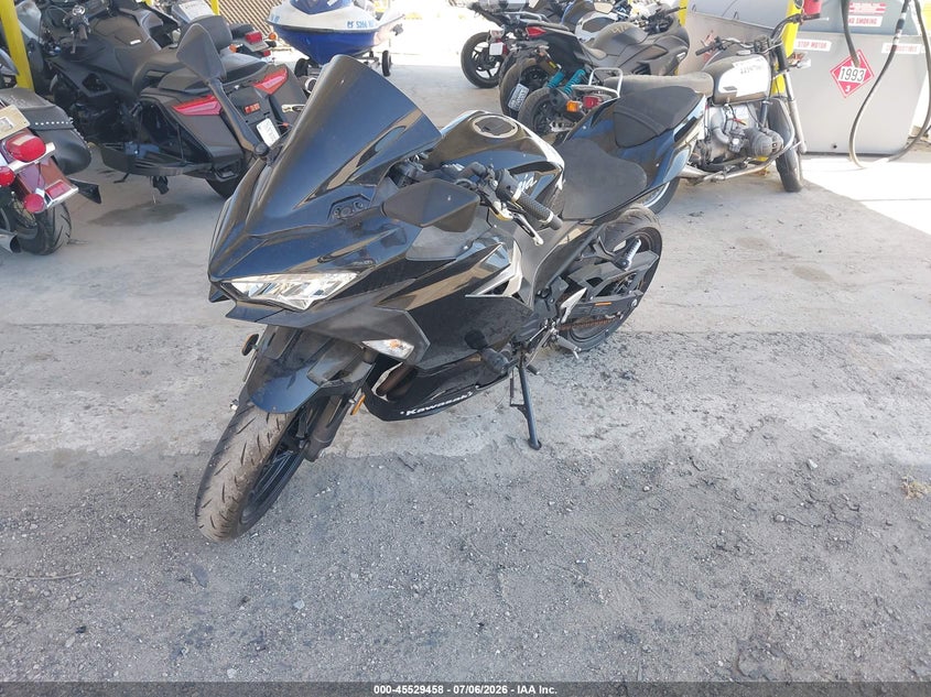 2019 Kawasaki Ninja VIN JKAEXKG17KDA30987 IAAI salvage auction — NORMAL WEAR, Clear (California), sold $1,350 on 2026-07-08 (photo 2)