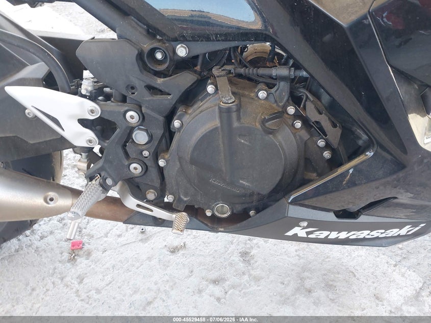 2019 Kawasaki Ninja VIN JKAEXKG17KDA30987 IAAI salvage auction — NORMAL WEAR, Clear (California), sold $1,350 on 2026-07-08 (photo 8)