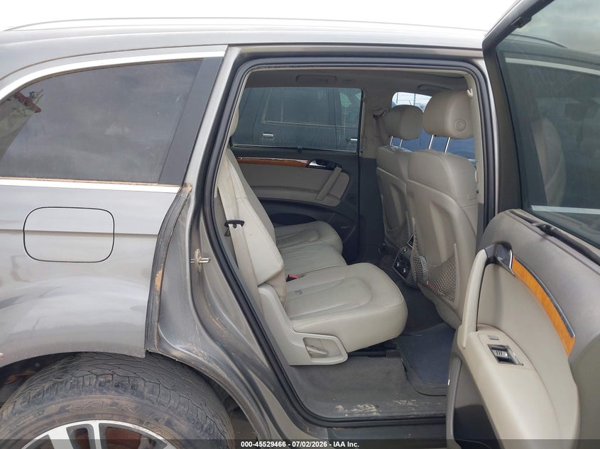 2010 Audi Q7 VIN WA1VYBFE7AD001700 IAAI salvage auction — NORMAL WEAR, Original (Texas), sold $100 on 2026-07-09 (photo 8)