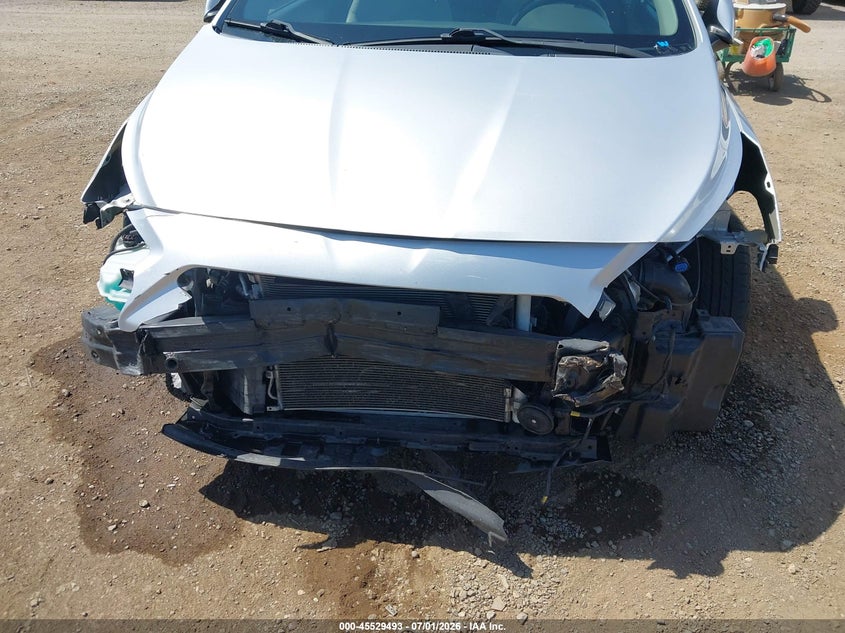 2017 Hyundai Accent VIN KMHCT4AE0HU172602 IAAI salvage auction — NORMAL WEAR, Salvage Title, sold $625 on 2026-07-27 (photo 6)