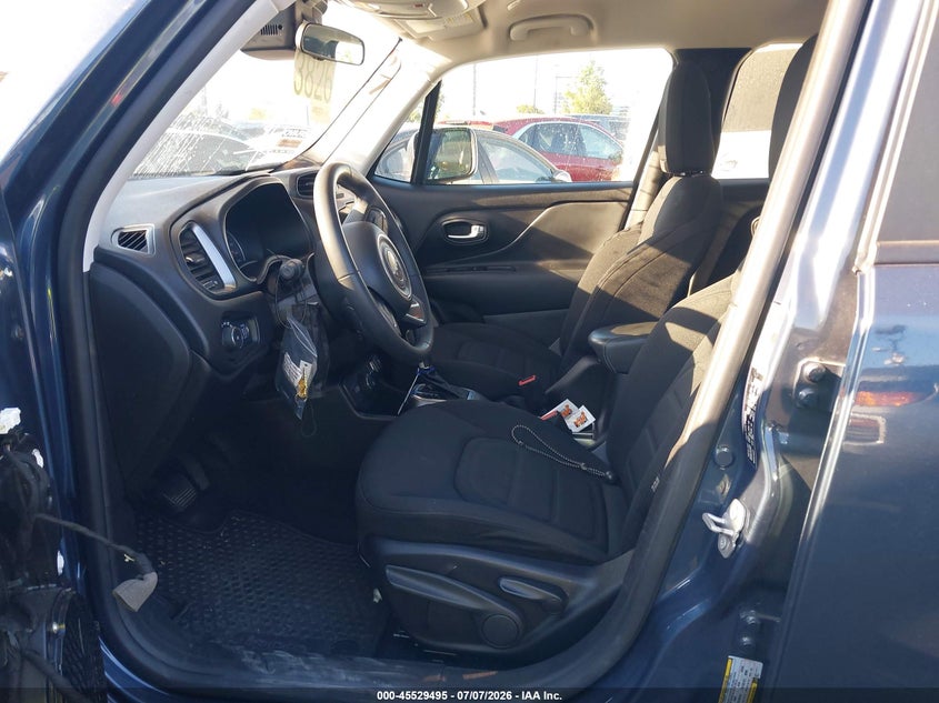 2022 Jeep Renegade VIN ZACNJDB17NPN83374 IAAI salvage auction — LEFT FRONT, Salvage Title, sold $4,000 on 2026-07-31 (photo 5)