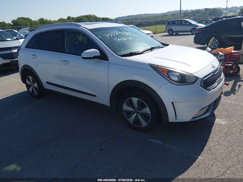 2017 Kia Niro VIN KNDCC3LC7H5054020 IAAI salvage auction — NORMAL WEAR, Clear (Missouri), sold $700 on 2026-07-30 (photo 1)