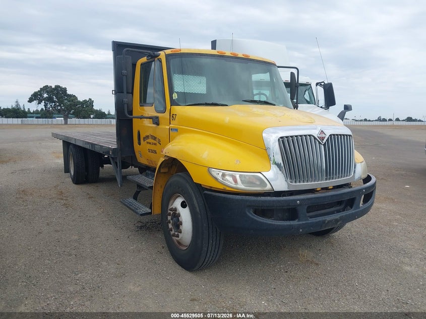 2013 International VIN 1HTMMAAM4DH105468 IAAI salvage auction — NORMAL WEAR, Wait Title, sold $75 on 2026-09-08 (photo 1)