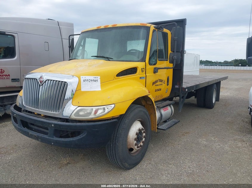2013 International VIN 1HTMMAAM4DH105468 IAAI salvage auction — NORMAL WEAR, Wait Title, sold $75 on 2026-09-08 (photo 2)