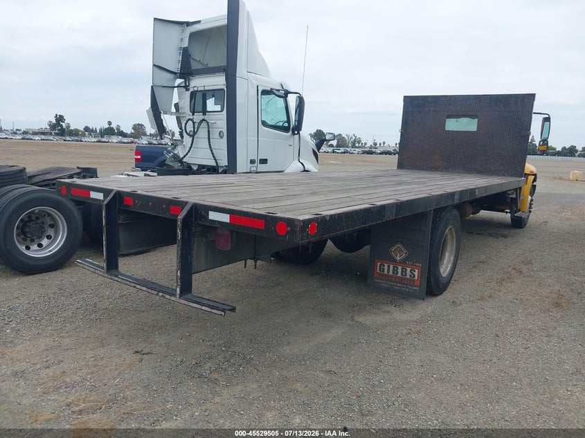 2013 International VIN 1HTMMAAM4DH105468 IAAI salvage auction — NORMAL WEAR, Wait Title, sold $75 on 2026-09-08 (photo 4)