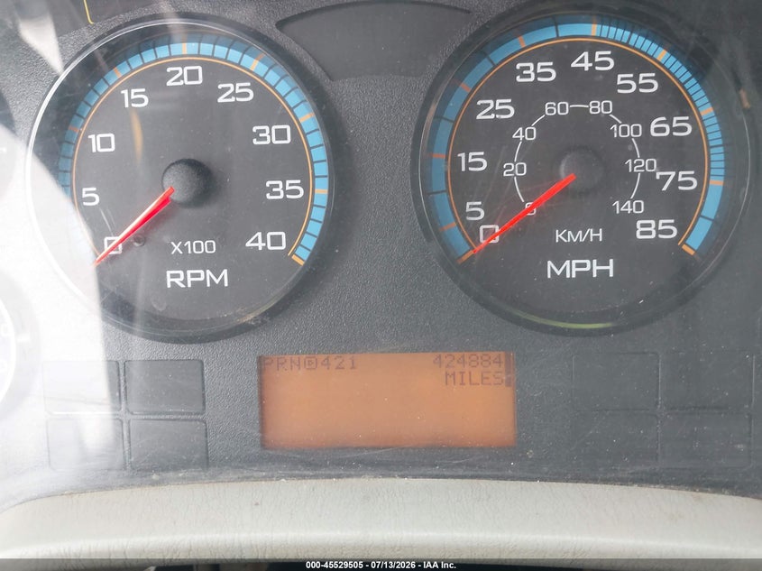 2013 International VIN 1HTMMAAM4DH105468 IAAI salvage auction — NORMAL WEAR, Wait Title, sold $75 on 2026-09-08 (photo 5)