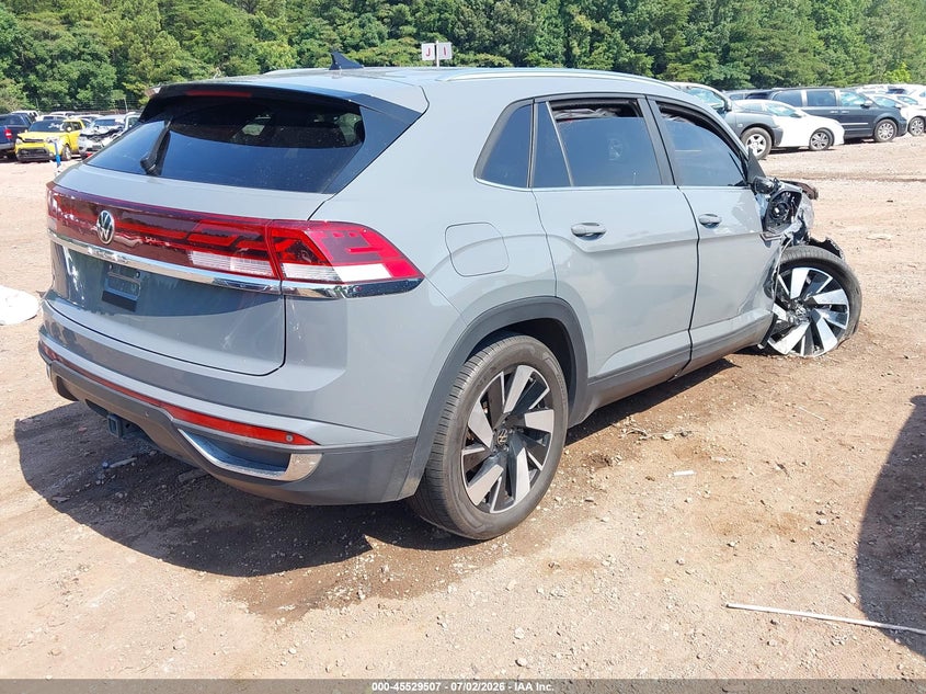 2024 Volkswagen Atlas cross sport VIN 1V2WE2CA9RC216483 IAAI salvage auction — RIGHT FRONT, Salvage (Alabama), sold $11,875 on 2026-08-19 (photo 4)