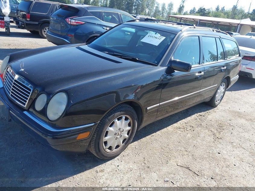 1998 Mercedes-benz E-class VIN WDBJH65F1WA631838 IAAI salvage auction — NORMAL WEAR, Clear (Washington), sold $1,575 on 2026-07-15 (photo 2)
