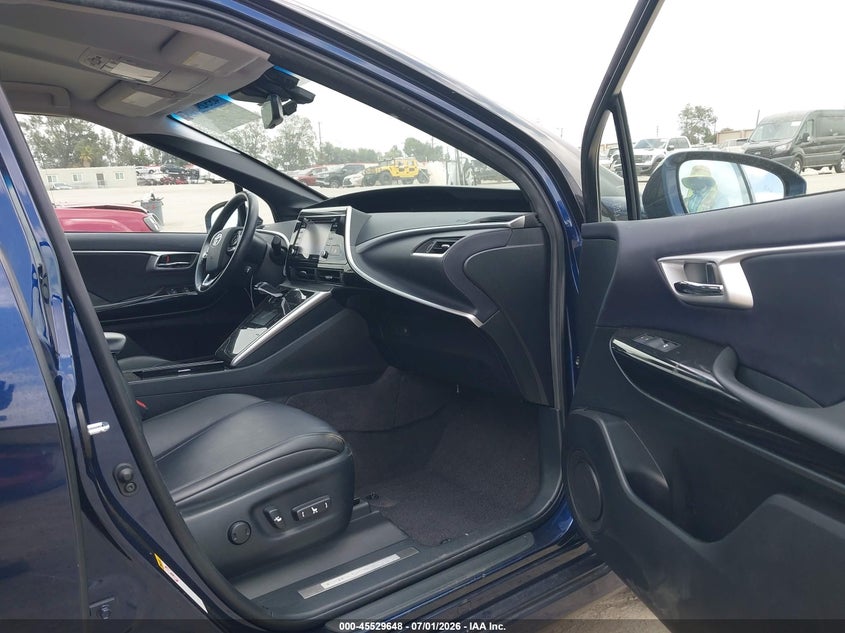 2018 Toyota Mirai VIN JTDBVRBD9JA004834 IAAI salvage auction — LEFT FRONT, Salvage (California), sold $25 on 2026-07-31 (photo 5)