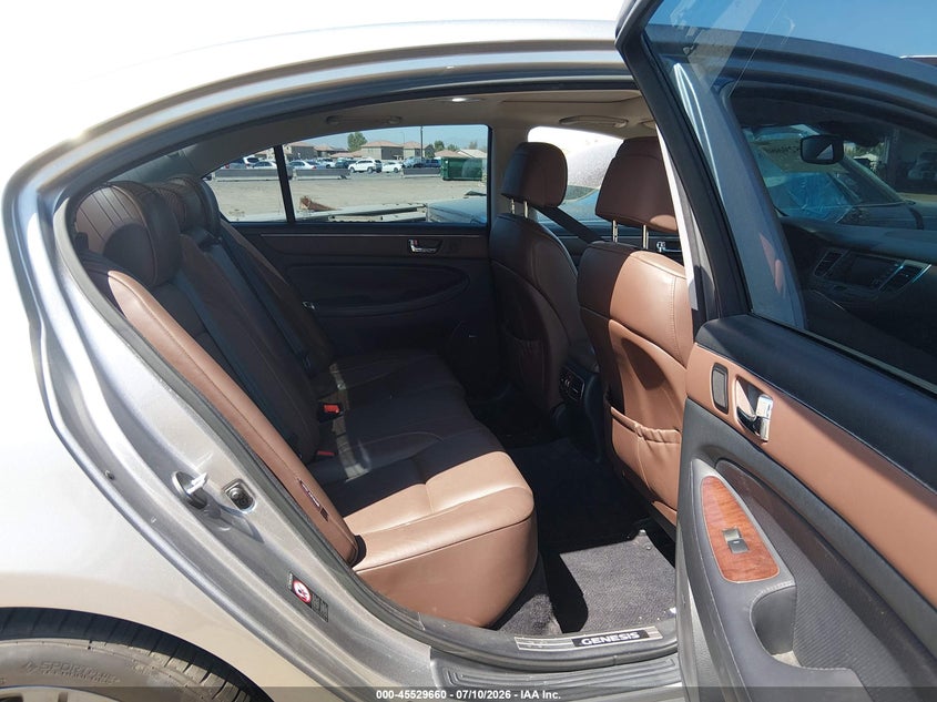2010 Hyundai Genesis VIN KMHGC4DF4AU086298 IAAI salvage auction — NORMAL WEAR, Clear (Arizona), sold $25 on 2026-07-21 (photo 8)