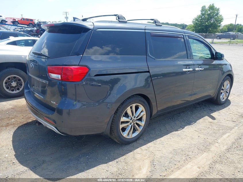 2015 Kia SEDONA VIN KNDME5C1XF6026244 IAAI salvage auction — NORMAL WEAR, Clear (Virginia), sold $1,100 on 2026-07-14 (photo 4)