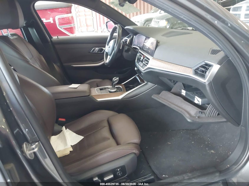 2020 BMW 3er VIN 3MW5R7J02L8B26127 IAAI salvage auction — FRONT & REAR, Salvage (Tennessee), sold $8,500 on 2026-07-29 (photo 5)