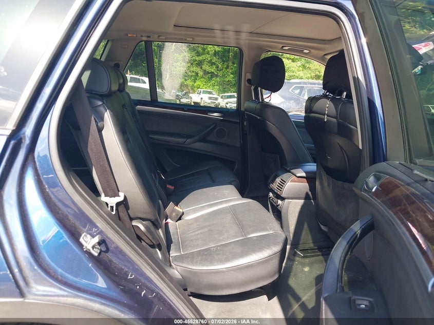2011 BMW X5 VIN 5UXZW0C55BL656434 IAAI salvage auction — NORMAL WEAR, Original (Vermont), sold $1,600 on 2026-07-16 (photo 8)