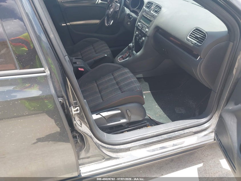 2014 Volkswagen Gti VIN WVWHD7AJXEW001832 IAAI salvage auction — NORMAL WEAR, Original (Texas), sold $1,350 on 2026-07-13 (photo 5)