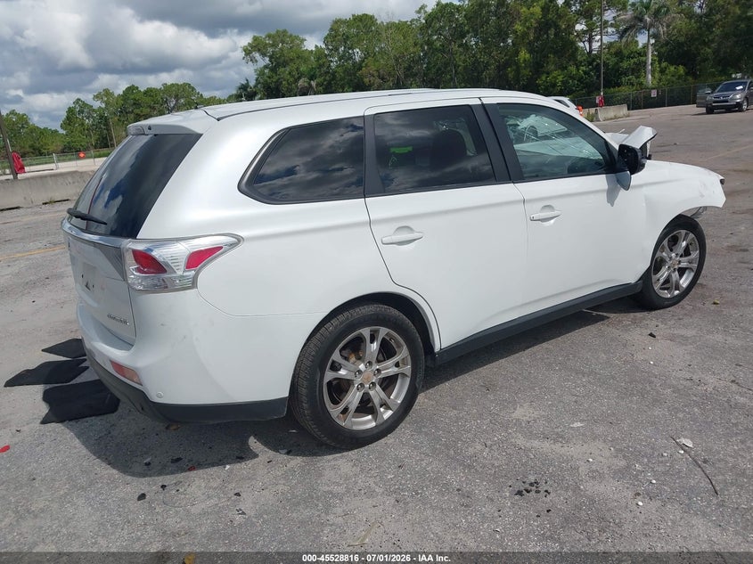 2014 Mitsubishi Outlander VIN JA4AD3A33EZ013213 IAAI salvage auction — FRONT END, Rebuildable (Florida), sold $425 on 2026-07-29 (photo 4)