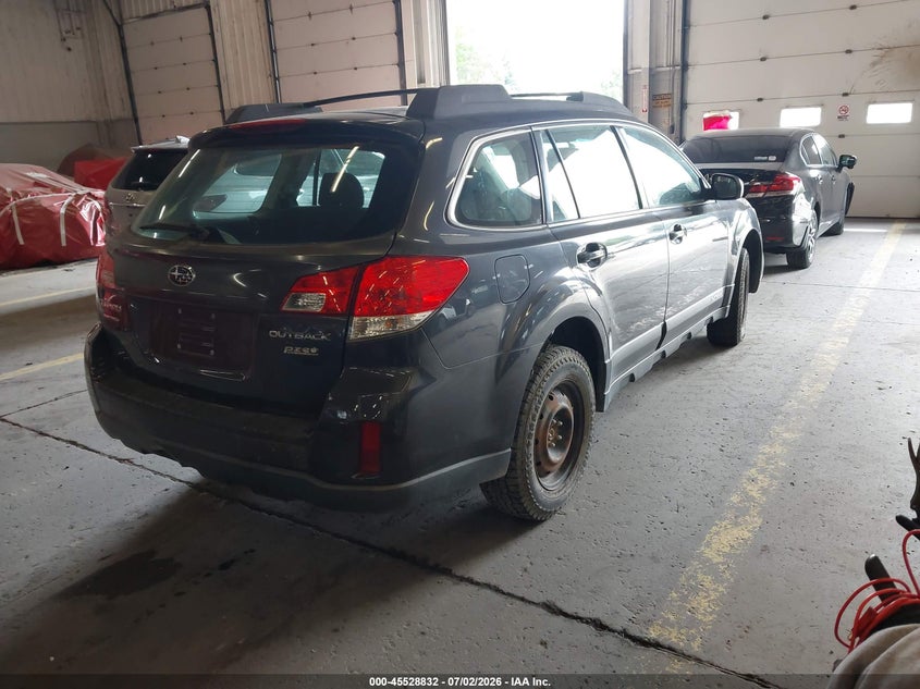 2013 Subaru Outback VIN 4S4BRBAC0D3247389 IAAI salvage auction — THEFT, Salvage (Oregon), sold $1,200 on 2026-07-19 (photo 4)