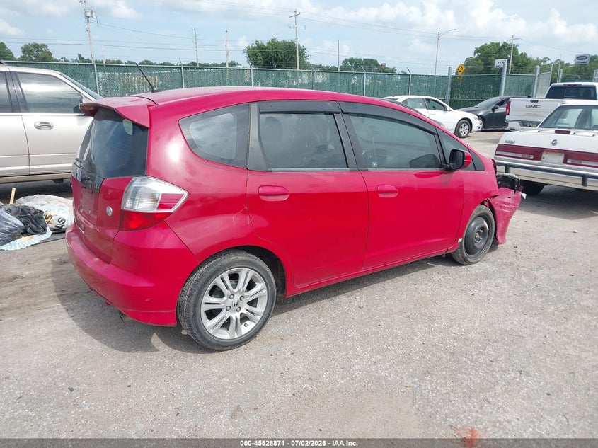2010 Honda Fit VIN JHMGE8H4XAC017361 IAAI salvage auction — NORMAL WEAR, Clear (Kansas), sold $1,050 on 2026-07-23 (photo 4)