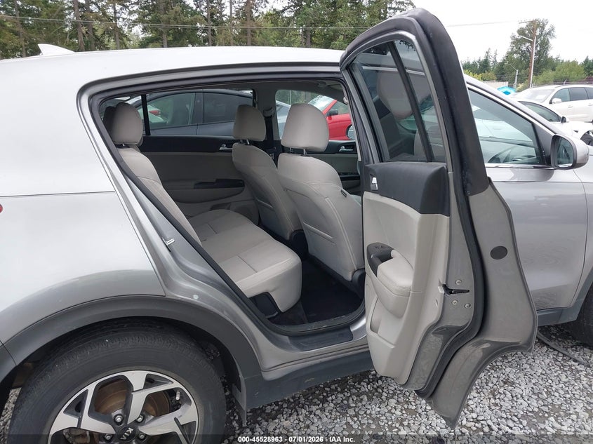 2020 Kia Sportage VIN KNDPMCAC1L7806292 IAAI salvage auction — LEFT SIDE, Salvage Title, sold $4,400 on 2026-07-22 (photo 8)