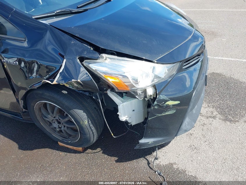 2017 Toyota VIN JTDZN3EU7HJ066671 IAAI salvage auction — FRONT & REAR, Salvage Title, sold $575 on 2026-07-28 (photo 6)