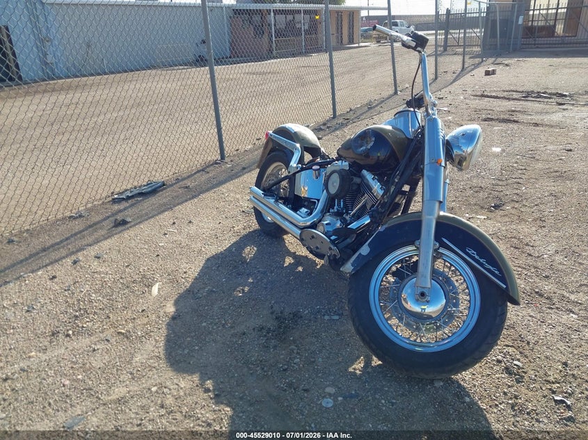 2011 Harley-davidson Flstc VIN 1HD1BW513BB045345 IAAI salvage auction — RIGHT SIDE, Original (Texas), sold $1,200 on 2026-10-06 (photo 1)