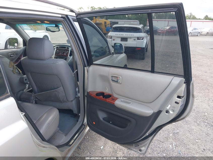 2004 Toyota Highlander VIN JTEDP21A440018311 IAAI salvage auction — NORMAL WEAR, Clear (Florida), sold $1,475 on 2026-07-07 (photo 8)