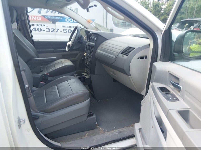 2008 Dodge Grand caravan VIN 2D8HN44H88R602854 IAAI salvage auction — FRONT END, Salvage (Ohio), sold $450 on 2026-08-21 (photo 5)