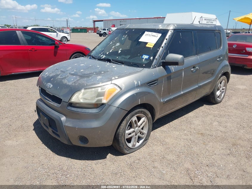 2011 Kia Soul VIN KNDJT2A20B7269505 IAAI salvage auction — RIGHT SIDE, Salvage (Texas), sold $25 on 2026-07-28 (photo 2)