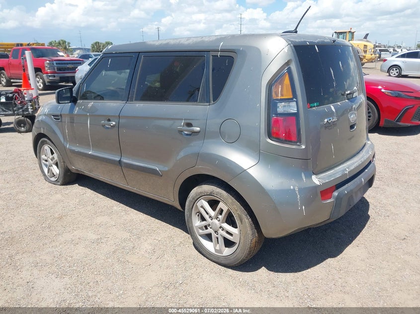 2011 Kia Soul VIN KNDJT2A20B7269505 IAAI salvage auction — RIGHT SIDE, Salvage (Texas), sold $25 on 2026-07-28 (photo 3)