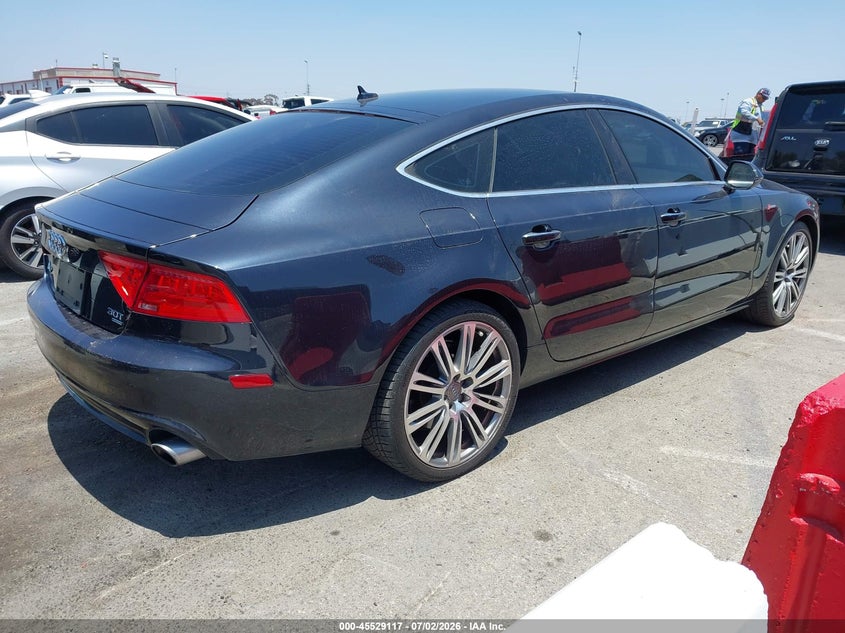 2014 Audi A7 VIN WAUWGAFC1EN129496 IAAI salvage auction — LEFT SIDE, Salvage (California), sold $1,250 on 2026-07-30 (photo 4)