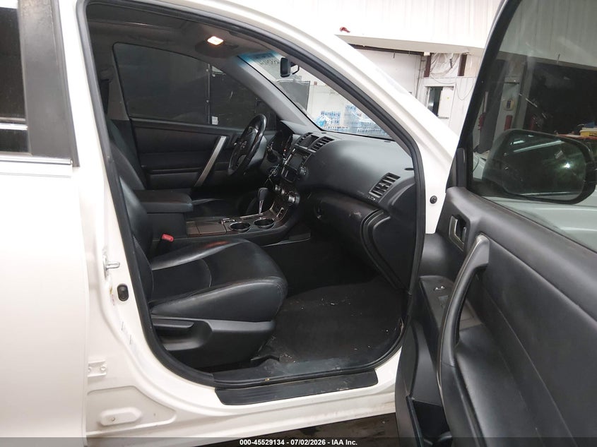 2013 Toyota Highlander VIN 5TDBK3EH1DS194964 IAAI salvage auction — LEFT REAR, Salvage (Arizona), sold $25 on 2026-07-29 (photo 5)