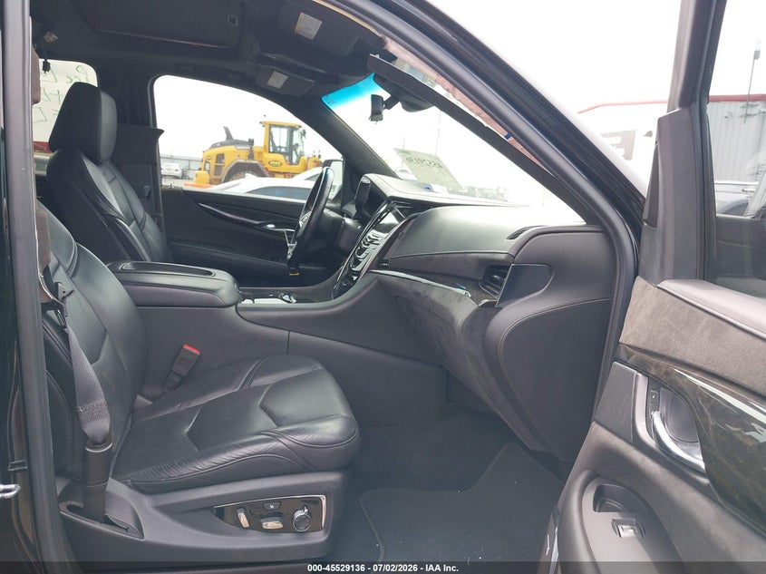 2018 Cadillac Escalade VIN 1GYS4DKJ7JR220205 IAAI salvage auction — FRONT END, Original (Texas), sold $7,300 on 2026-08-25 (photo 5)