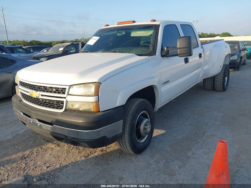 2007 Chevrolet Silverado 3500 VIN 1GCJK33G77F127540 IAAI salvage auction — REPOSSESSION, Original (Texas), sold $2,450 on 2026-07-06 (photo 2)