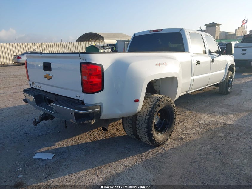 2007 Chevrolet Silverado 3500 VIN 1GCJK33G77F127540 IAAI salvage auction — REPOSSESSION, Original (Texas), sold $2,450 on 2026-07-06 (photo 4)