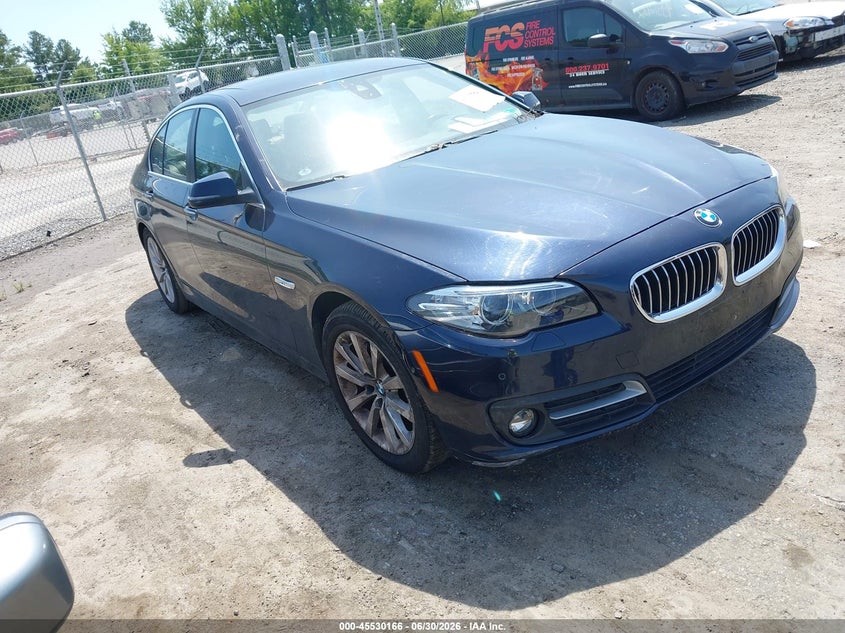2016 BMW 5er VIN WBA5B3C56GG253606 IAAI salvage auction — NORMAL WEAR, Clear (Virginia), sold $1,300 on 2026-07-24 (photo 1)