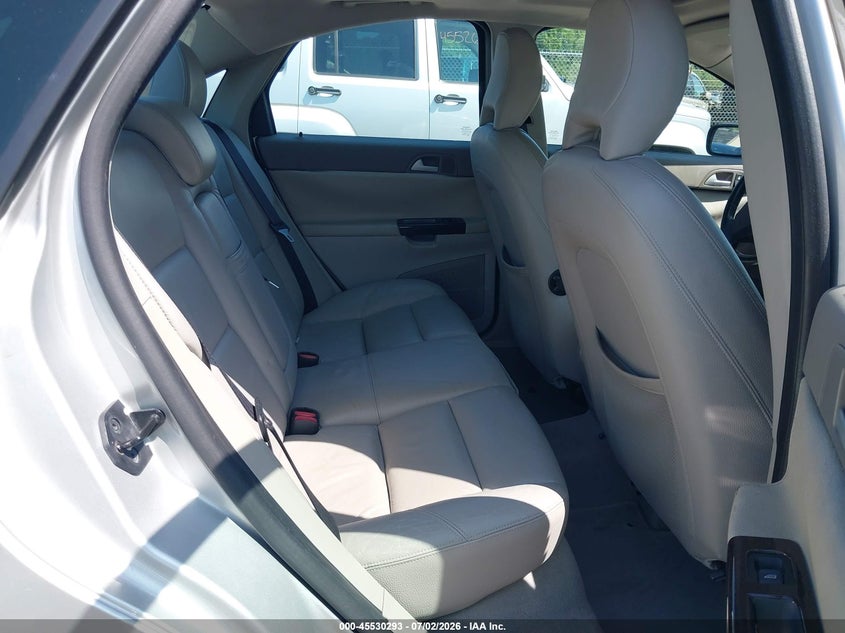 2004 Volvo S40 VIN YV1MS682642027874 IAAI salvage auction — MECHANICAL, Clear (Florida), sold $425 on 2026-07-23 (photo 8)
