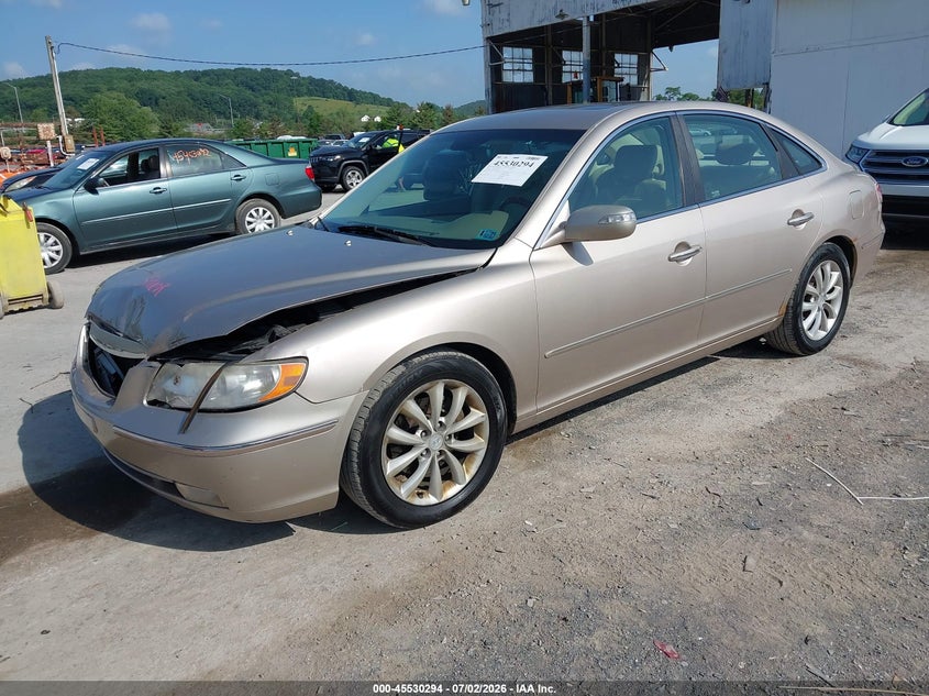 2008 Hyundai Azera VIN KMHFC46F88A263021 IAAI salvage auction — FRONT END, Salvage (Pennsylvania), sold $175 on 2026-07-19 (photo 2)