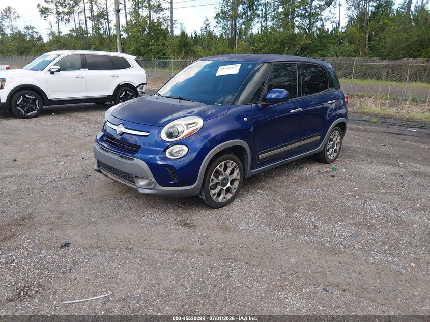 2015 Fiat 500l VIN ZFBCFADH5FZ031351 IAAI salvage auction — NORMAL WEAR, Clear (Florida), sold $925 on 2026-07-07 (photo 2)